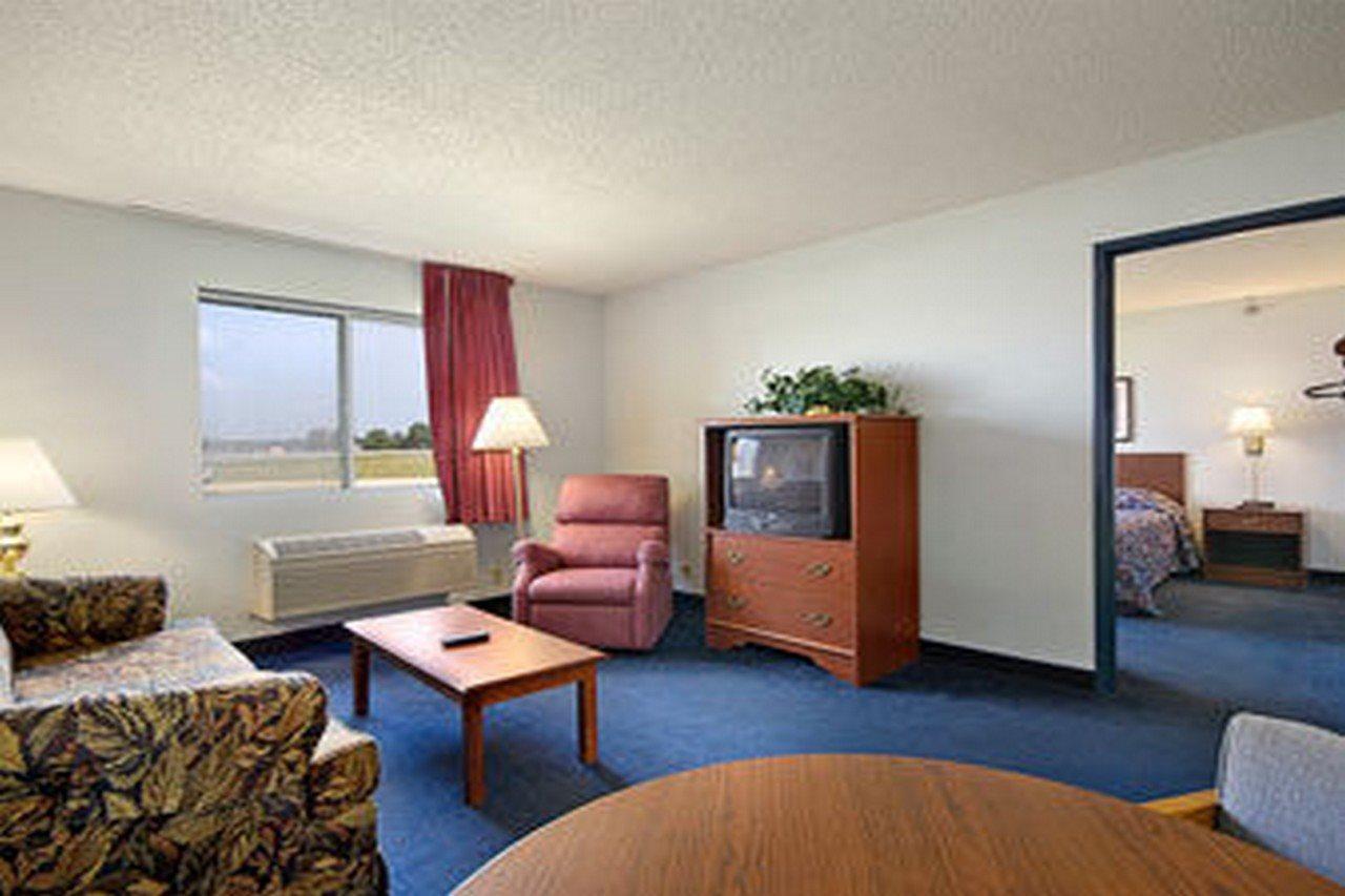 Red Roof Inn Auburn Camera foto